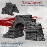 "Medieval fantastique", la porte en ruine.